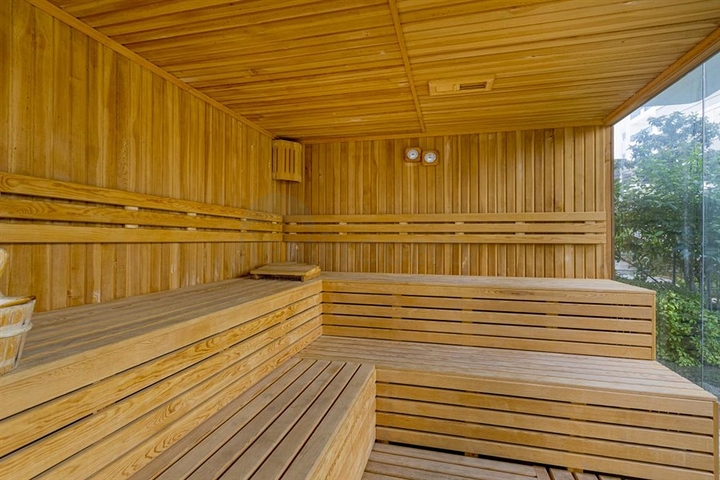 اطلالة بحر - دوبلكس واسعة 3 غرف وصالة مفروشة - في محمودلار / الانيا 