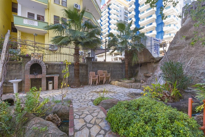 اطلالة بحر - دوبلكس واسعة 3 غرف وصالة مفروشة - في محمودلار / الانيا 