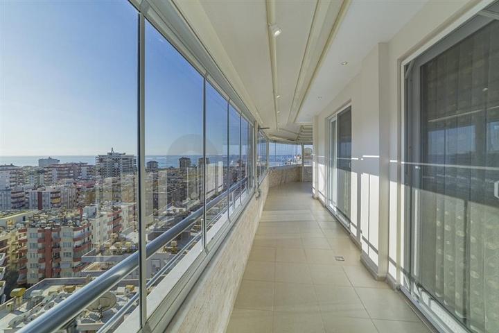 اطلالة بحر - دوبلكس واسعة 3 غرف وصالة مفروشة - في محمودلار / الانيا 