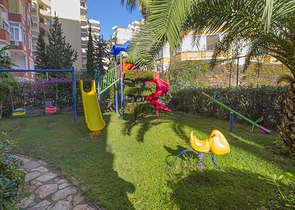 اطلالة بحر - دوبلكس واسعة 3 غرف وصالة مفروشة - في محمودلار / الانيا 