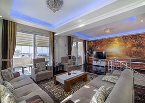 اطلالة بحر - دوبلكس واسعة 3 غرف وصالة مفروشة - في محمودلار / الانيا 