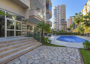 اطلالة بحر - دوبلكس واسعة 3 غرف وصالة مفروشة - في محمودلار / الانيا 