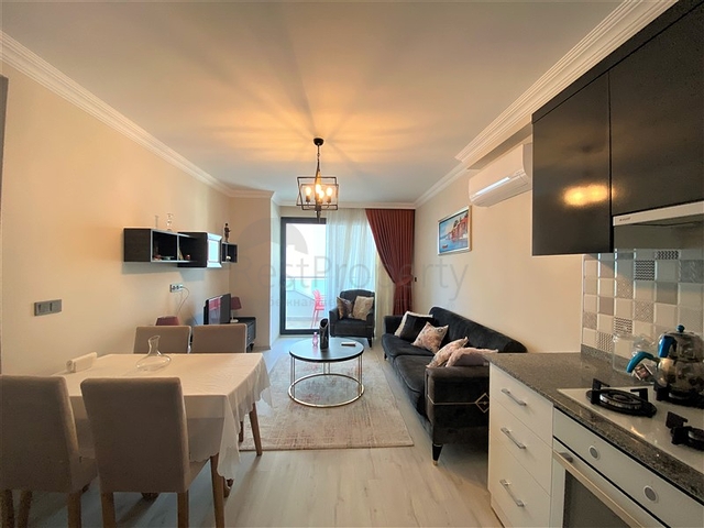 مجمع سكني حديث - شقة غرفة وصالة مفروشة - في محمودلار / الانيا 