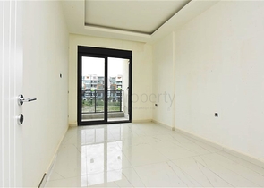 مجمع انيق - شقة غرفة وصالة - في اوبا / الانيا 