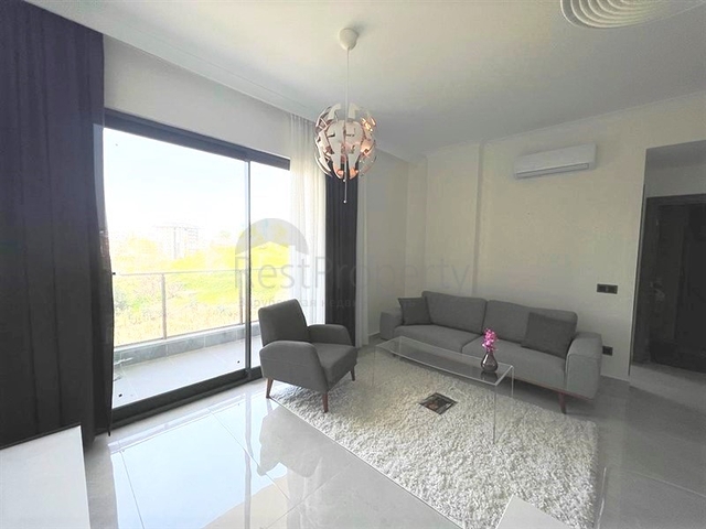 شقة جديدة  - غرفة وصالة مفروشة -ضمن مجمع - في محمودلار / الانيا 