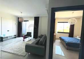 شقة جديدة  - غرفة وصالة مفروشة -ضمن مجمع - في محمودلار / الانيا 