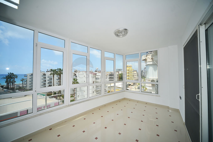 اطلالة بحر - شقة غرفتين وصالة مفروشة -في محمودلار / الانيا 