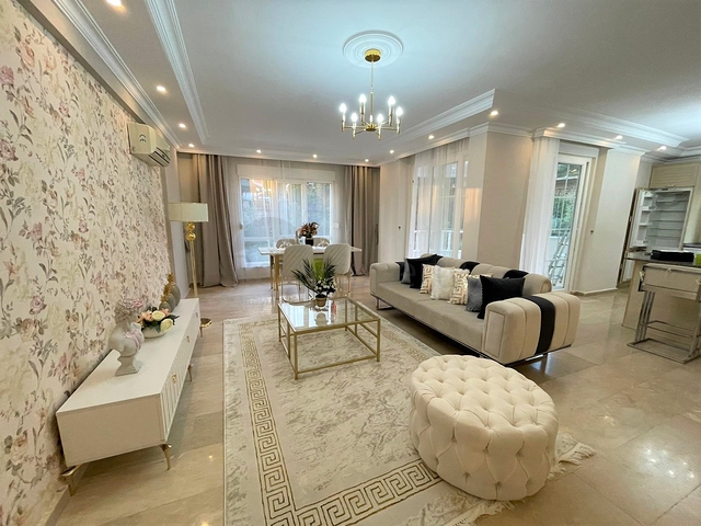 شقة غرفتين وصالة - ضمن مجمع سكني - في منطقة توسمور / الانيا 