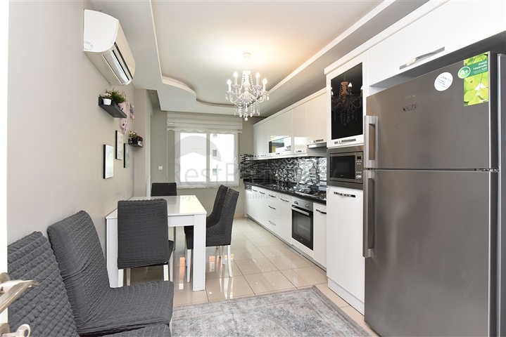 شقة 3 غرف وصالة - مطبخ منفصل - مفروشة - في محمودلار / الانيا 