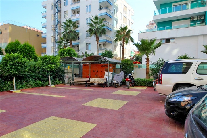 شقة 3 غرف وصالة - مطبخ منفصل - مفروشة - في محمودلار / الانيا 