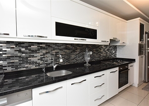 شقة 3 غرف وصالة - مطبخ منفصل - مفروشة - في محمودلار / الانيا 