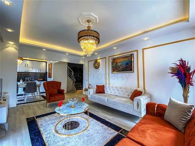 تراس مميز - شقة 3 غرف وصالة مفروشة - في توسمور / الانيا 