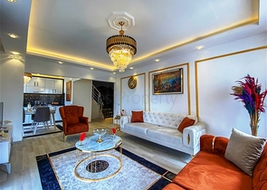 تراس مميز - شقة 3 غرف وصالة مفروشة - في توسمور / الانيا 