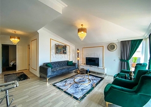 تراس مميز - شقة 3 غرف وصالة مفروشة - في توسمور / الانيا 