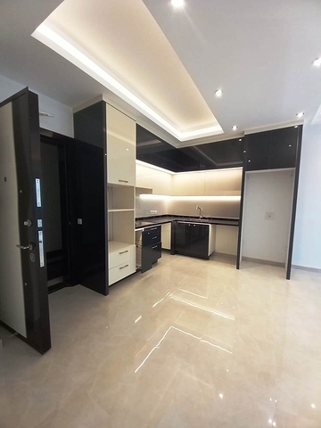 مجمع بخدمات 5 نجوم - شقة غرفة وصالة - في محمودلار / الانيا 