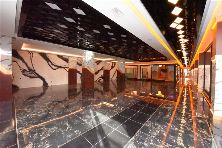 مجمع بخدمات 5 نجوم - شقة غرفة وصالة - في محمودلار / الانيا 