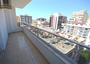 مطبخ منفصل - شقة غرفتين وصالة - ضمن مجمع في محمودلار / الانيا 