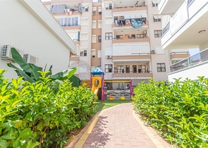 مطبخ منفصل - شقة غرفتين وصالة - ضمن مجمع في محمودلار / الانيا 