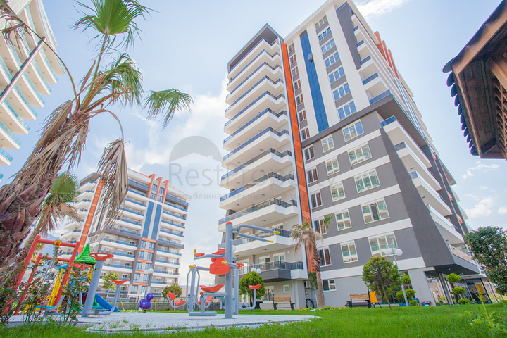 اطلالة بحر - دوبلكس فاخرة 5 غرف وصالة - في محمودلار / الانيا 