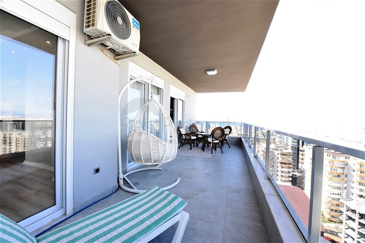 اطلالة بحر - دوبلكس فاخرة 5 غرف وصالة - في محمودلار / الانيا 