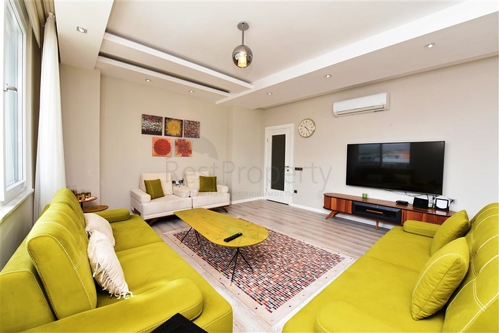 اطلالة بحر - دوبلكس فاخرة 5 غرف وصالة - في محمودلار / الانيا 