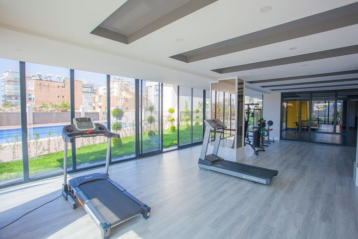 اطلالة بحر - دوبلكس فاخرة 5 غرف وصالة - في محمودلار / الانيا 