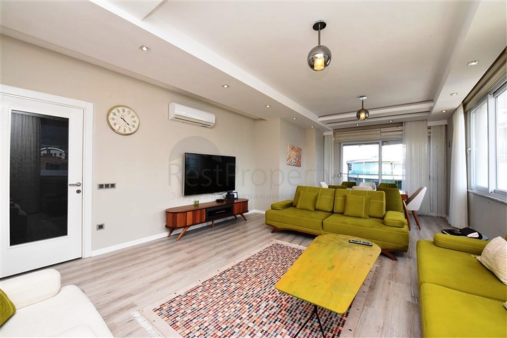 اطلالة بحر - دوبلكس فاخرة 5 غرف وصالة - في محمودلار / الانيا 