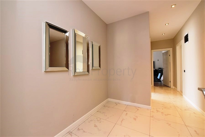 اطلالة بحر - دوبلكس فاخرة 5 غرف وصالة - في محمودلار / الانيا 