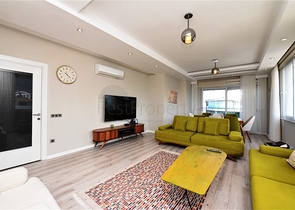 اطلالة بحر - دوبلكس فاخرة 5 غرف وصالة - في محمودلار / الانيا 