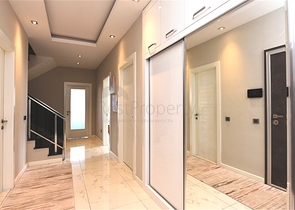 اطلالة بحر - دوبلكس فاخرة 5 غرف وصالة - في محمودلار / الانيا 