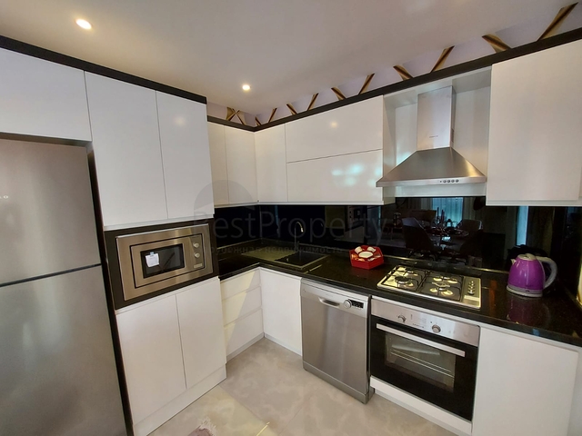 اطلالة بحر - شقة غرفة وصالة  -مجمع سكني حديث - في كارجيجاك / الانيا 