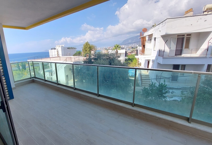 اطلالة بحر - شقة غرفة وصالة  -مجمع سكني حديث - في كارجيجاك / الانيا 