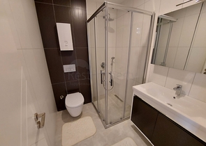 اطلالة بحر - شقة غرفة وصالة  -مجمع سكني حديث - في كارجيجاك / الانيا 