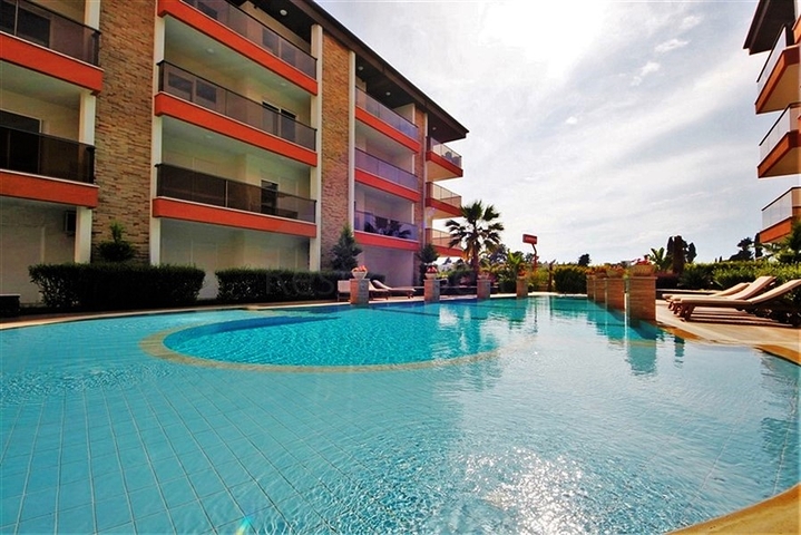 ضمن مجمع انيق - شقة غرفة وصالة مفروشة - في افسلار / الانيا 