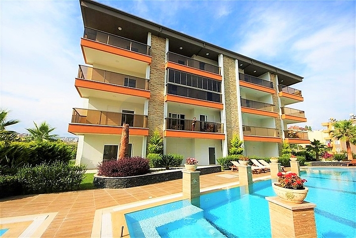 ضمن مجمع انيق - شقة غرفة وصالة مفروشة - في افسلار / الانيا 