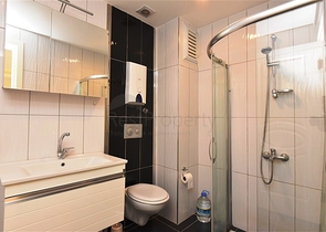 ضمن مجمع انيق - شقة غرفة وصالة مفروشة - في افسلار / الانيا 