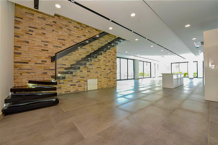 فيلا في وسط ألانيا