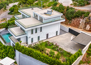 فيلا في وسط ألانيا