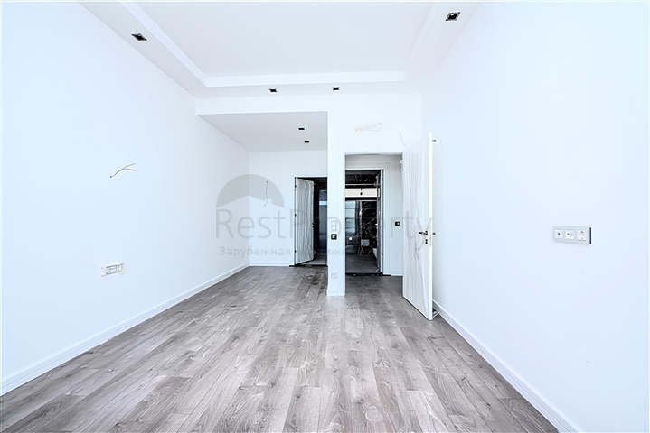 مجمع فيلا فاخرة مطلة على البحر في أفسلار