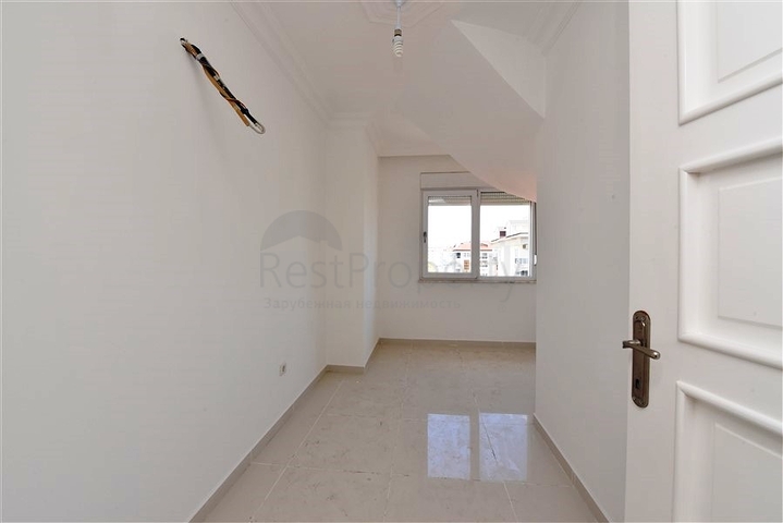 ضمن مجمع على البحر - دوبلكس 4 غرف وصالة - في كاستل / الانيا