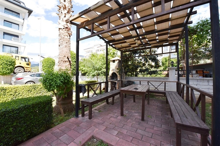 ضمن مجمع على البحر - دوبلكس 4 غرف وصالة - في كاستل / الانيا