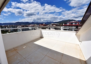 ضمن مجمع على البحر - دوبلكس 4 غرف وصالة - في كاستل / الانيا