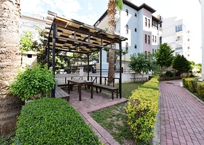 ضمن مجمع على البحر - دوبلكس 4 غرف وصالة - في كاستل / الانيا