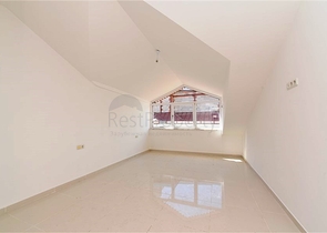 ضمن مجمع على البحر - دوبلكس 4 غرف وصالة - في كاستل / الانيا