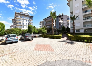 ضمن مجمع على البحر - دوبلكس 4 غرف وصالة - في كاستل / الانيا