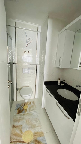 مجمع فاخر - شقة غرفتين وصالة - مطبخ منفصل - في محمودلار / الانيا 