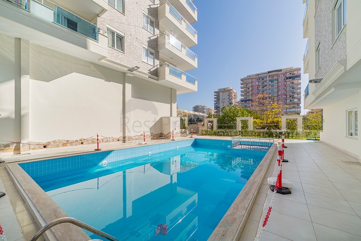 مجمع فاخر - شقة غرفتين وصالة - مطبخ منفصل - في محمودلار / الانيا 