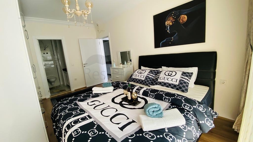 مجمع فاخر - شقة غرفتين وصالة - مطبخ منفصل - في محمودلار / الانيا 