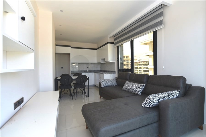 شقة 1 + 1 على بعد 200 متر من الشاطئ في منطقة كارجيجاك 