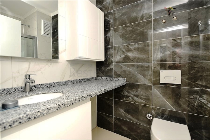 شقة 1 + 1 على بعد 200 متر من الشاطئ في منطقة كارجيجاك 